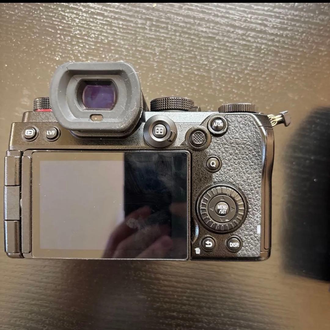 LUMIX S5 ミラーレス一眼カメラ 20-50mmレンズ付き