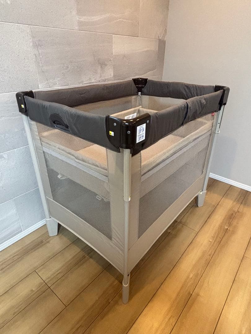 【美品】Apricaベビーベッド ココネルエアー ココア