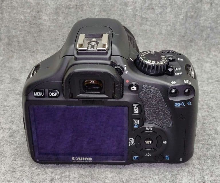 Canon 　EOS Kiss X4　　標準ズームレンズ付き