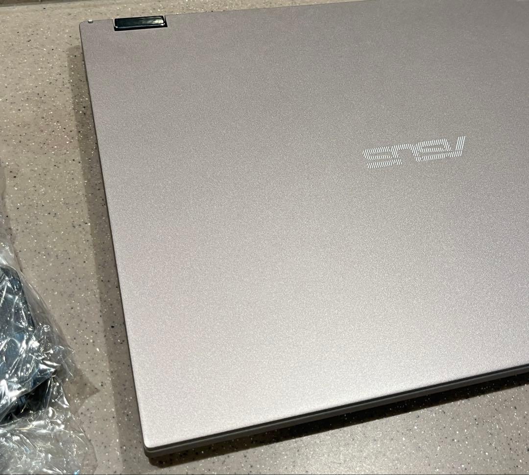 Chromebook本体 ASUS Chromebook Plus CM34 Flip R3-7320C