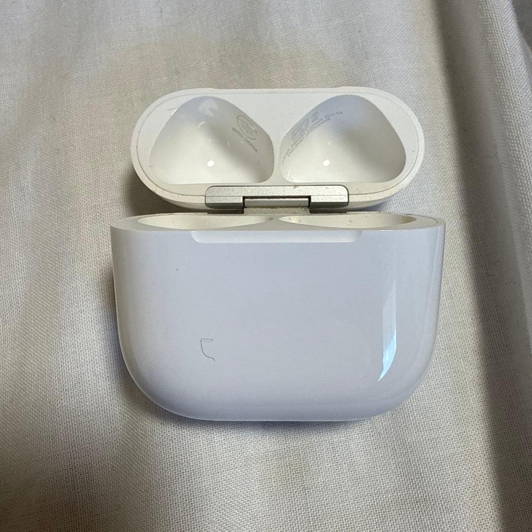 airpods4 アクティブノイズキャンセルあり