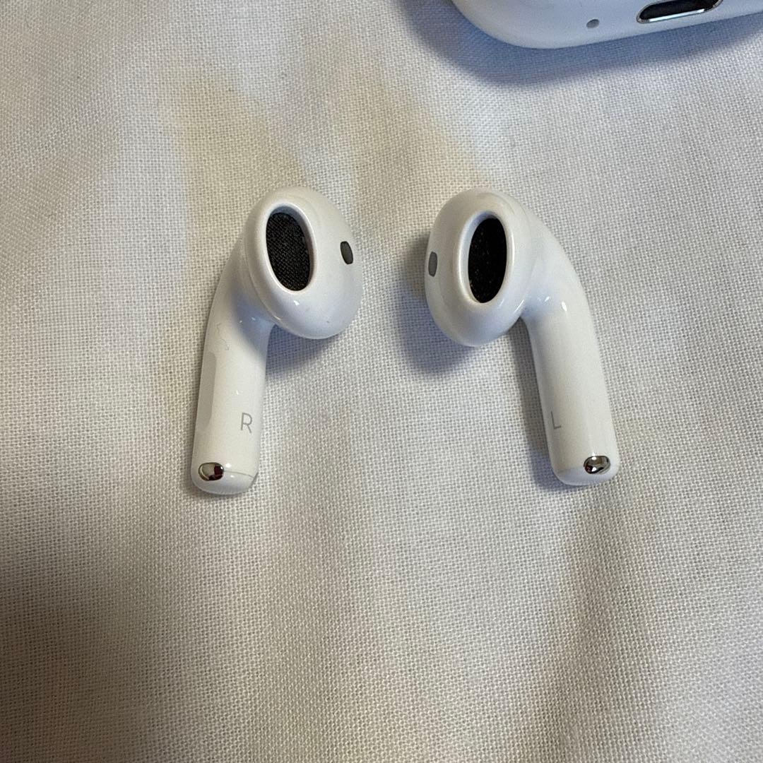 airpods4 アクティブノイズキャンセルあり