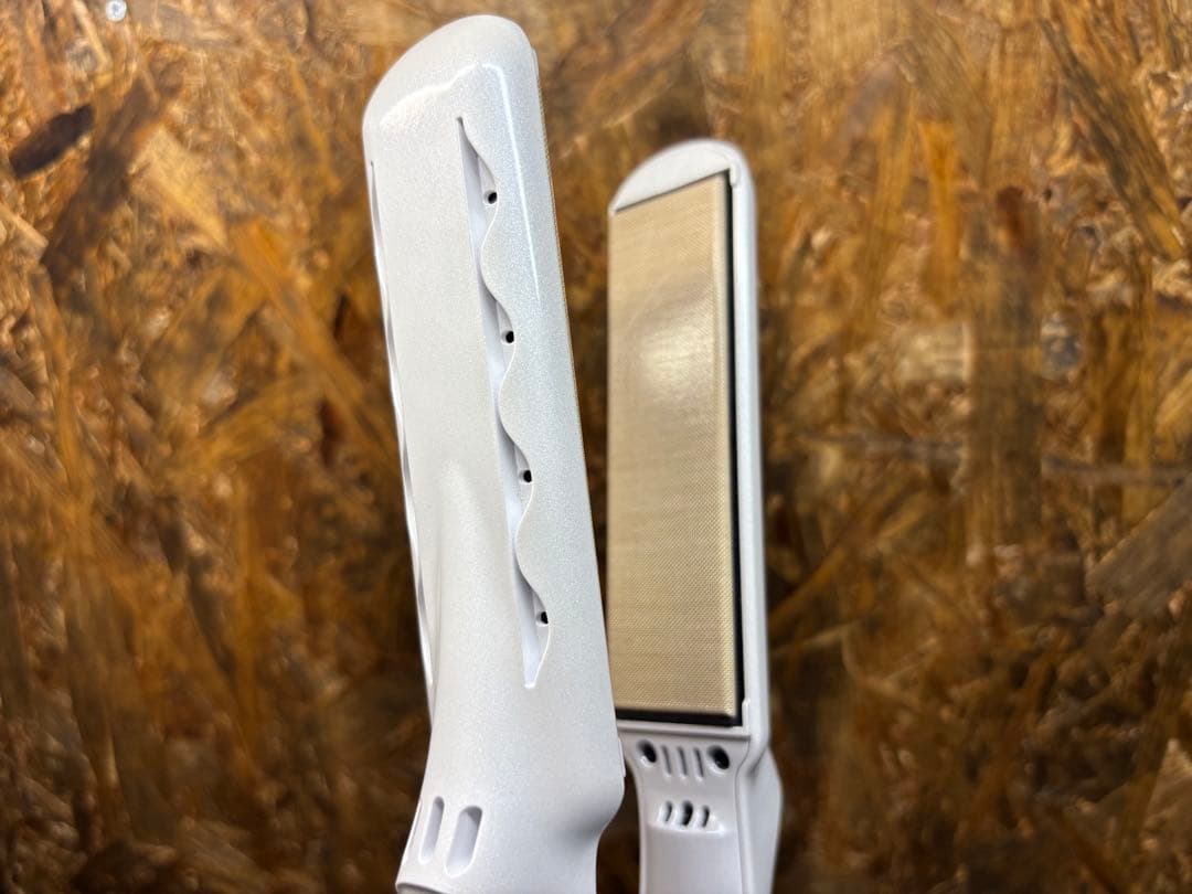 KINUJO　絹女　ストレートヘアアイロン　LM125