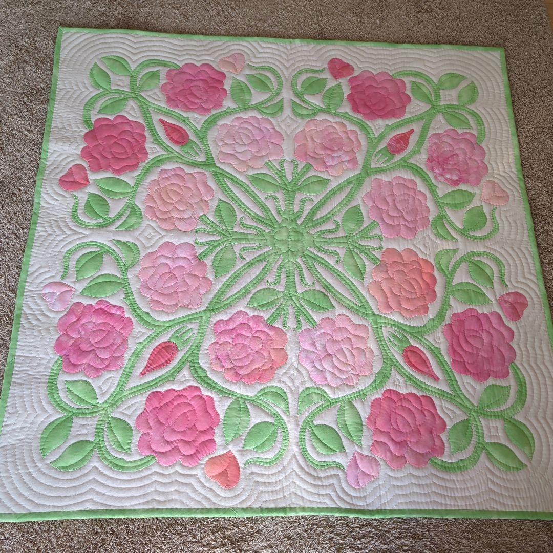 ハワイアンキルトタペストリー　ラ・フランス