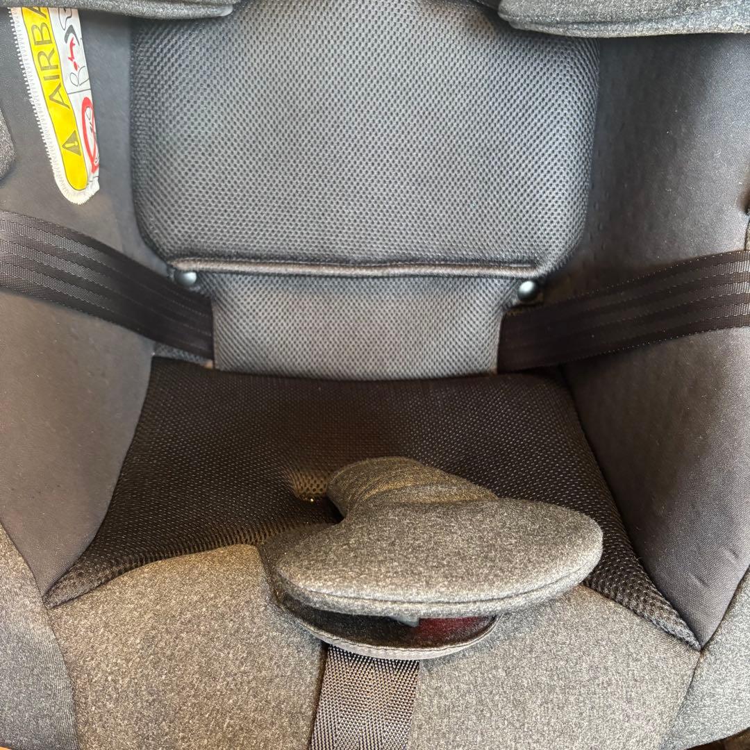 未使用級 アップリカ クルリラライト ISOFIX 回転式 新生児対応