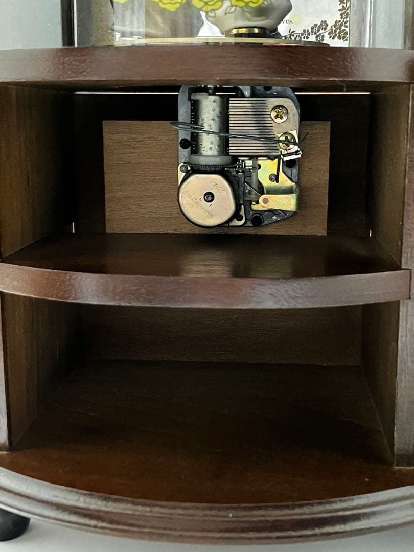 リトルグレイラビット♡オルゴールジュエリーケース♡ライムライト♡テリーのテーマ