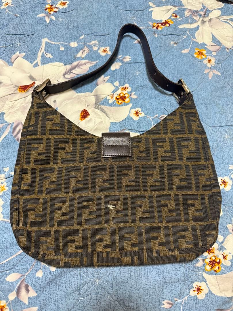 Fendi FFロゴバッグ オリーブグリーン