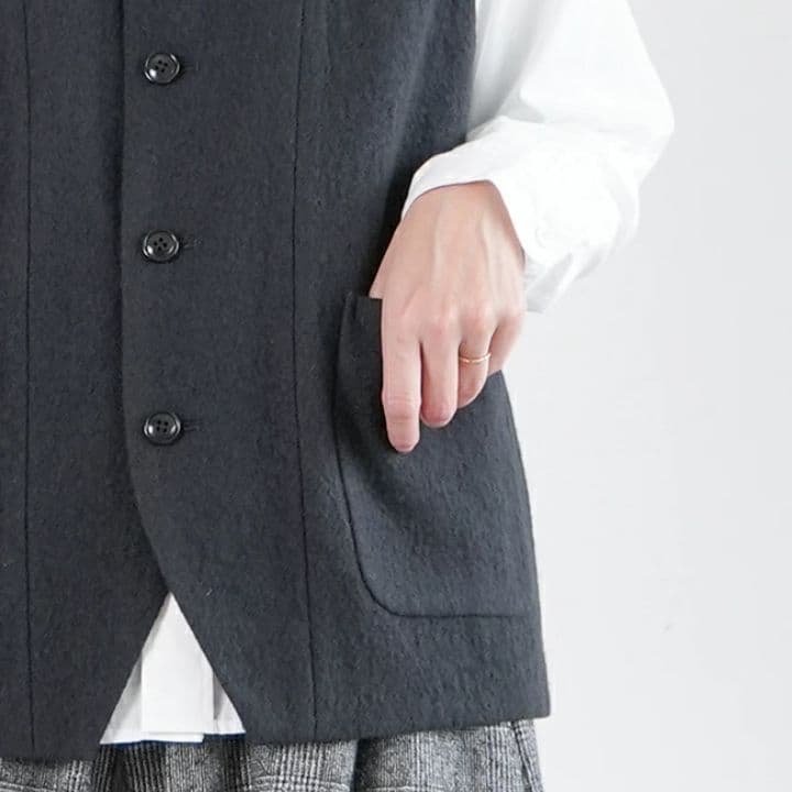Veritecoeur ST-144 ベスト Uネック ウール 前開き ポケット
