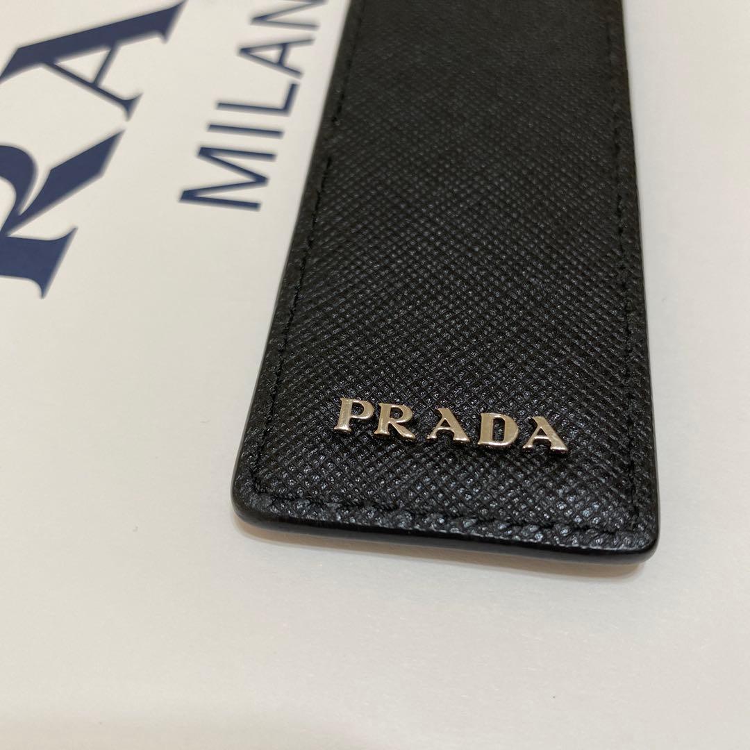 美品　プラダ　PRADA　キーホルダー　キーリング　レザー