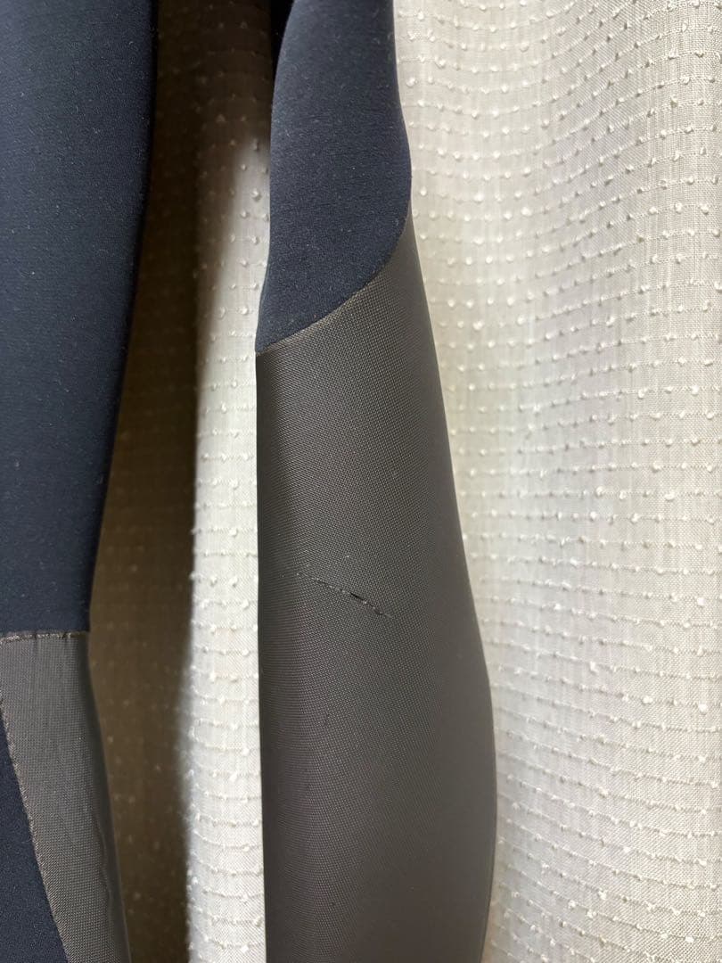 BILABONG(ビラボン)5×3mm セミドライト メンズMLサイズ