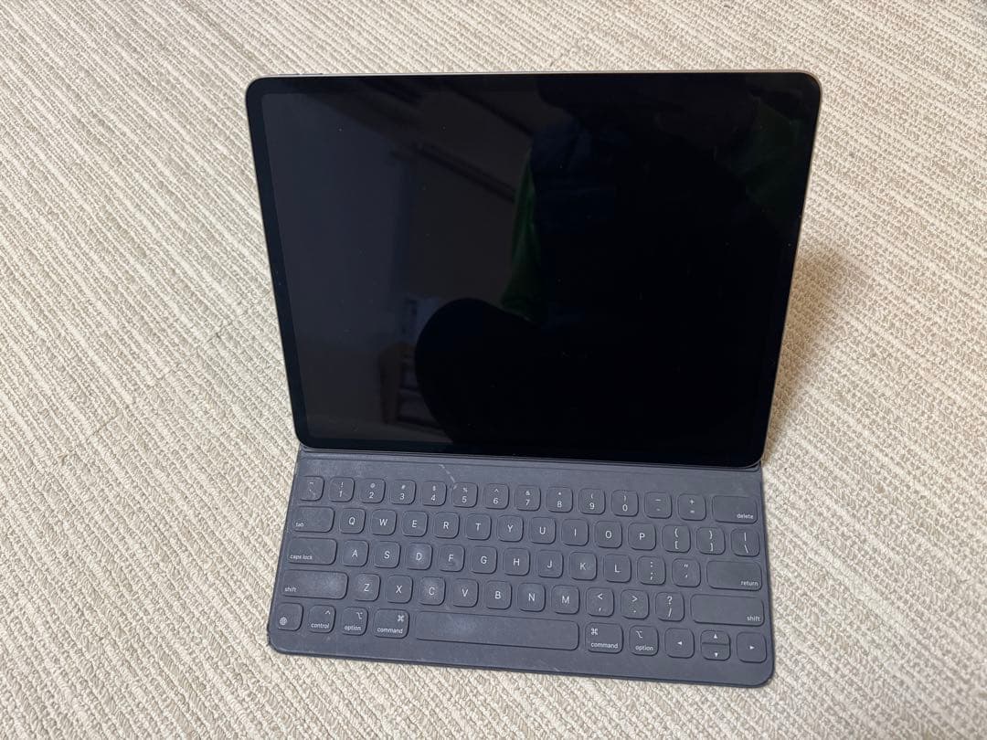 iPad pro 12.9 第3世代 64GB キーボードfolio付き