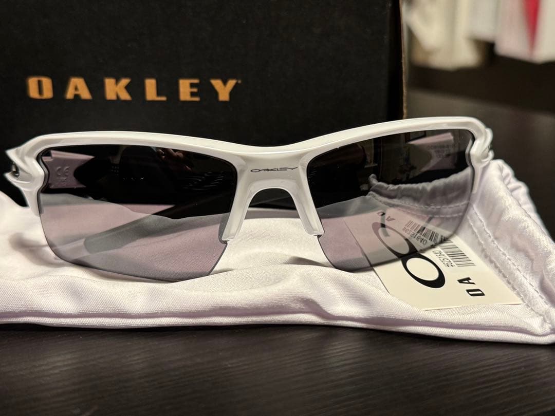 OAKLEY FLAK 2.0 XL ポリッシュホワイト