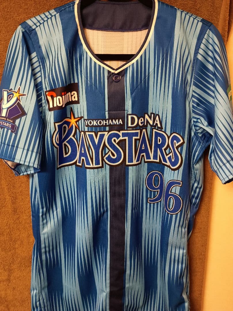 横浜DeNAベイスターズ 交流戦2025 ホームユニフォーム　トレバー・バウアー