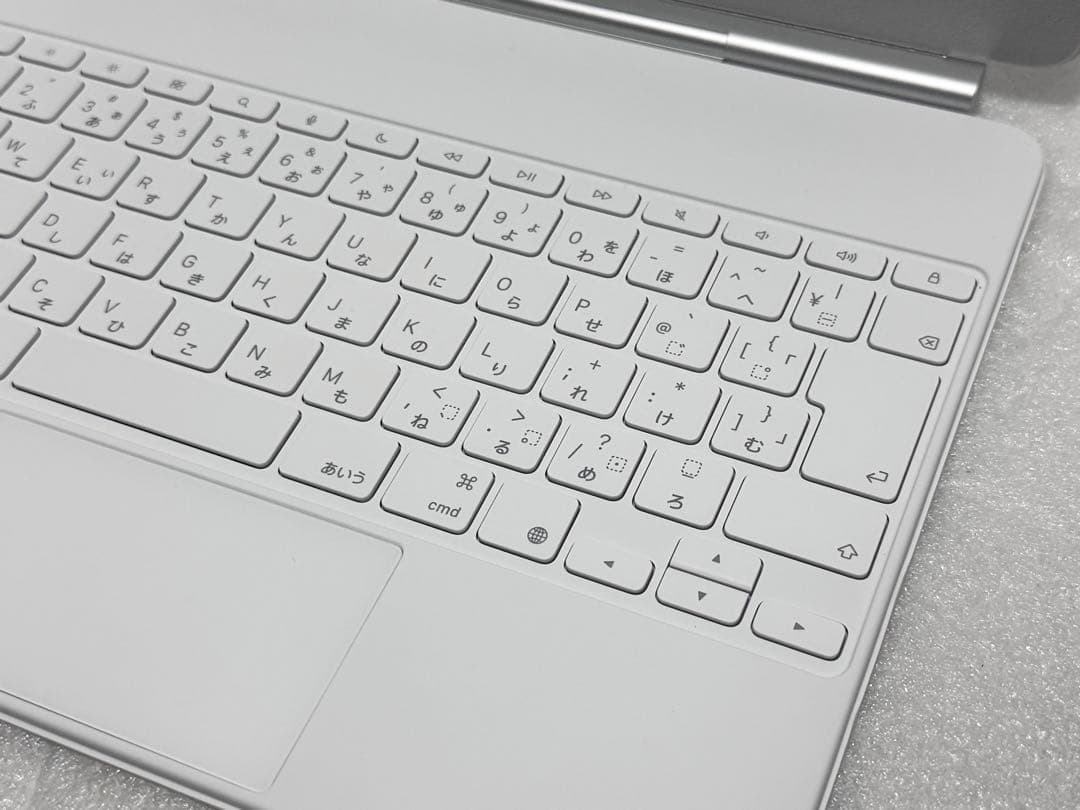 美品　25年9月購入　Magic Keyboard iPad Air 13 M3