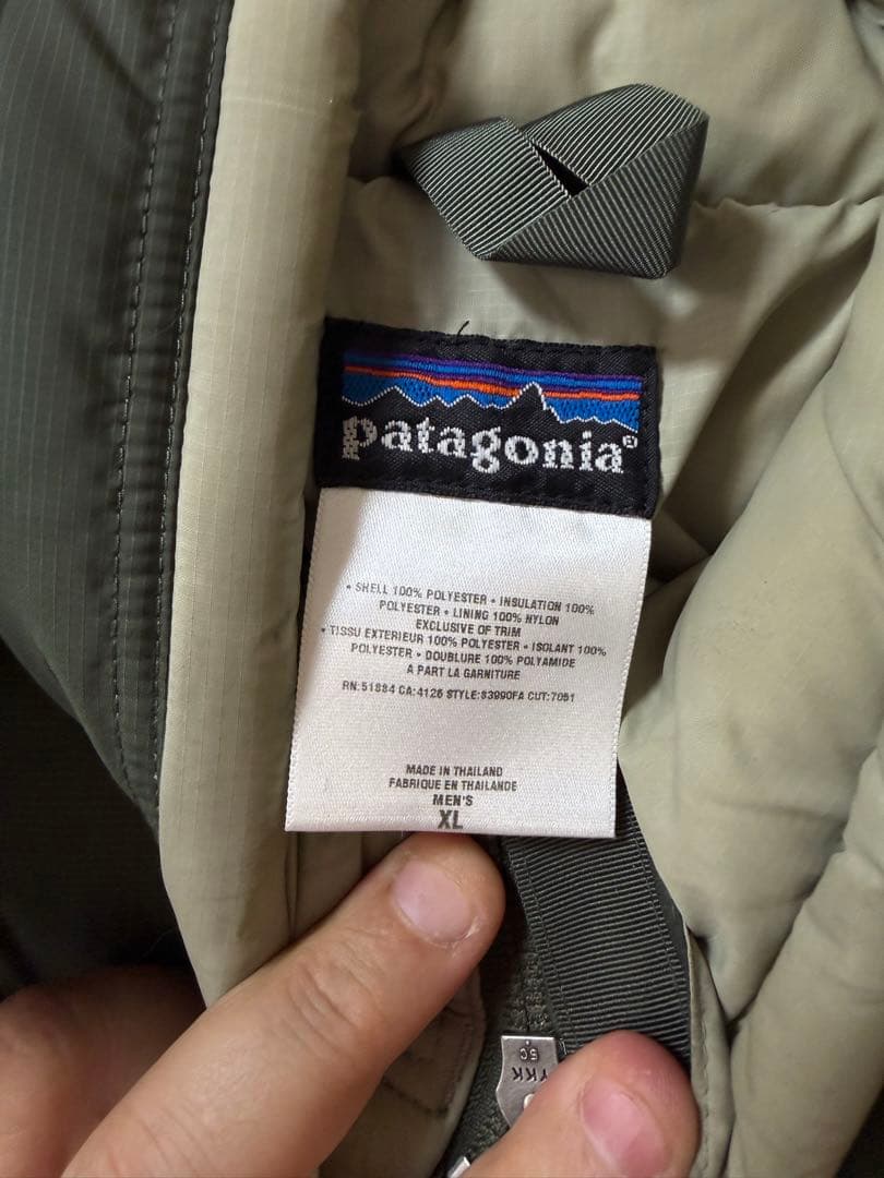 patagonia パタゴニア　パフジャケット　カーキ　MARS サイズXL