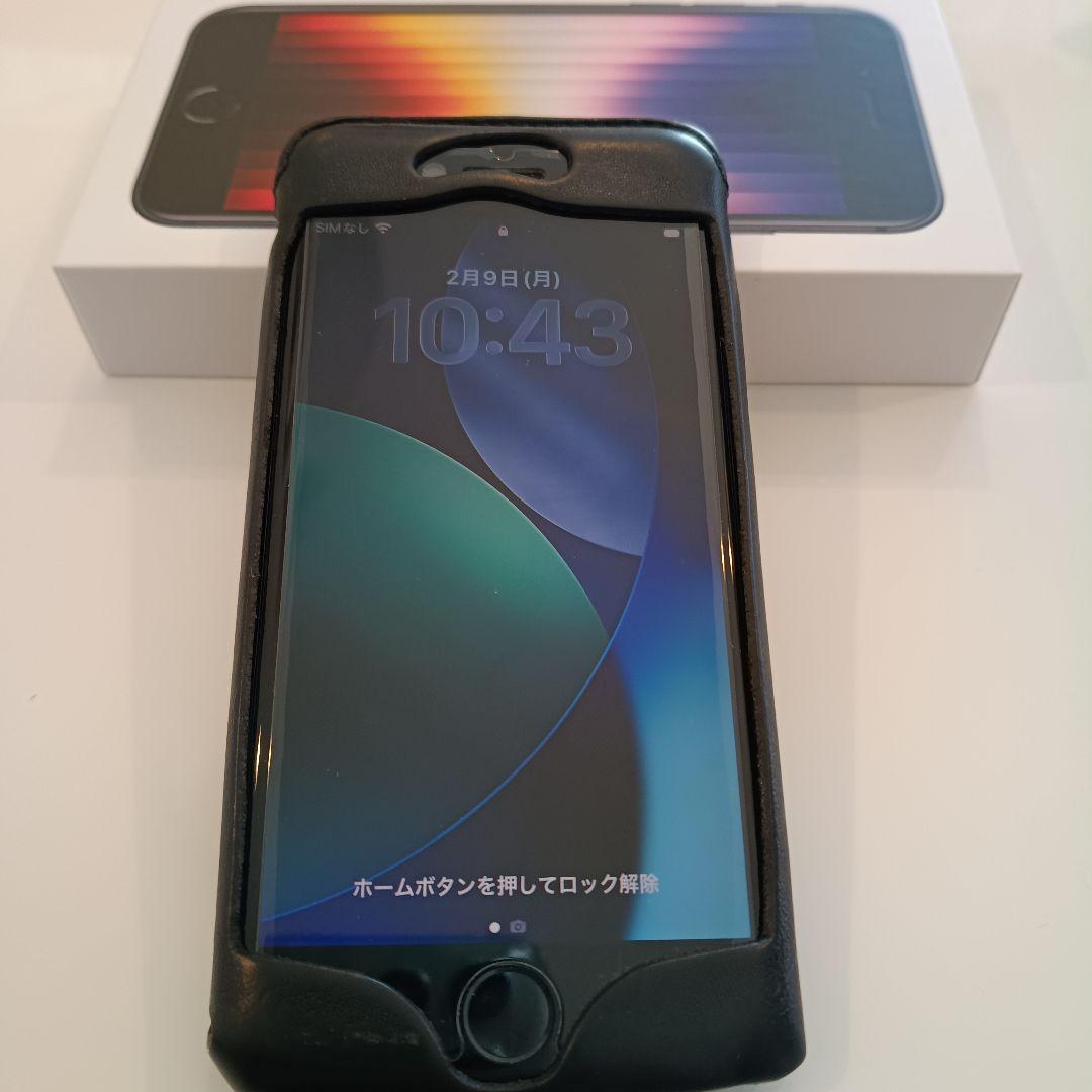 Apple iPhone SE3 ミッドナイト 64G レザーケース付