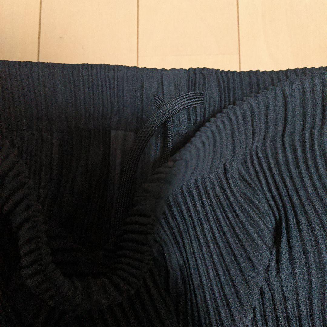HOMME PLISSÉ ISSEY MIYAKE プリーツパンツ 黒Size3