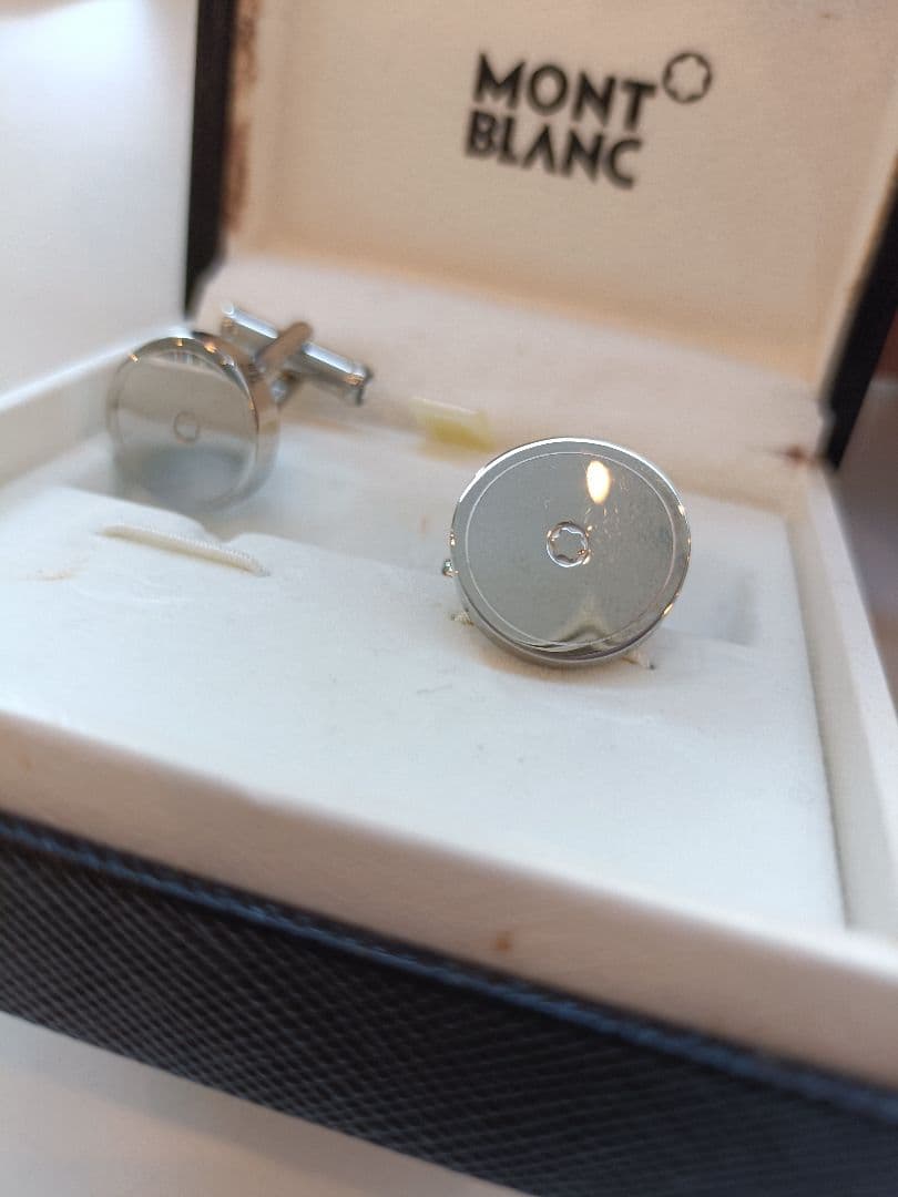 モンブラン　MONTBLANC ホワイトスター　カフス