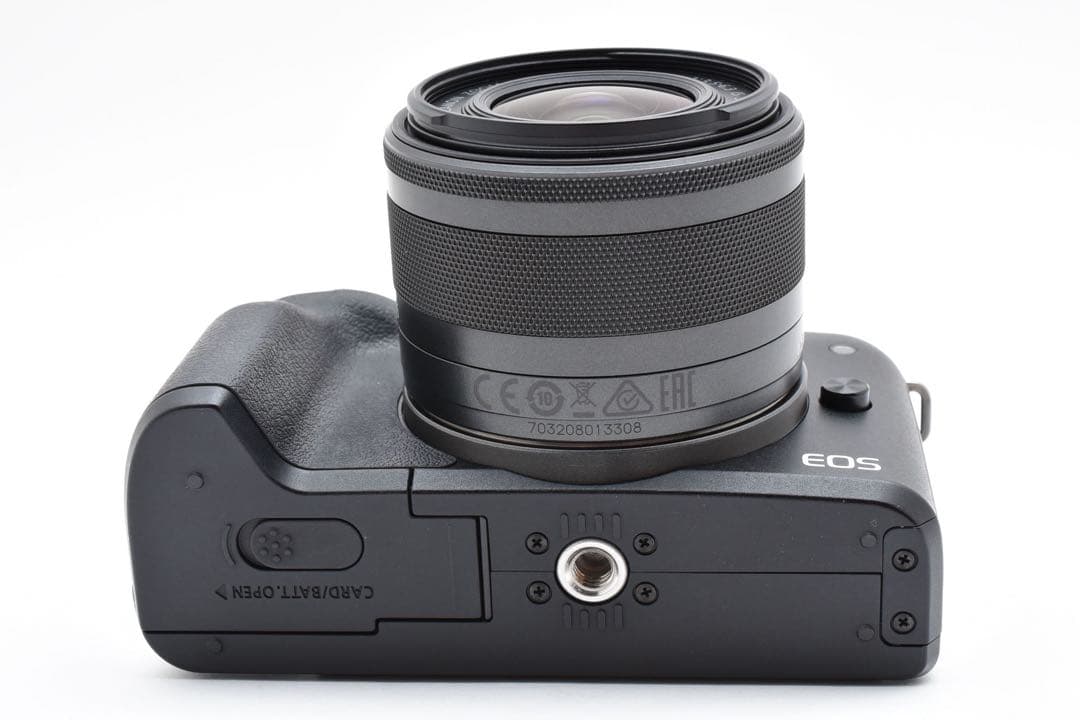 【極美品】 CANON EOS KISS M 15-45mm IS STM