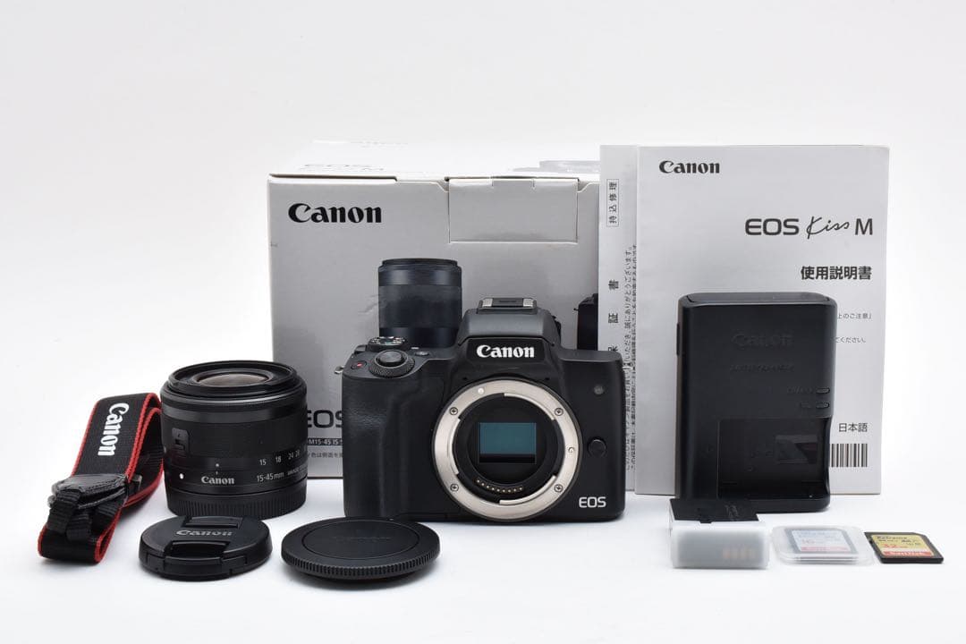 【極美品】 CANON EOS KISS M 15-45mm IS STM