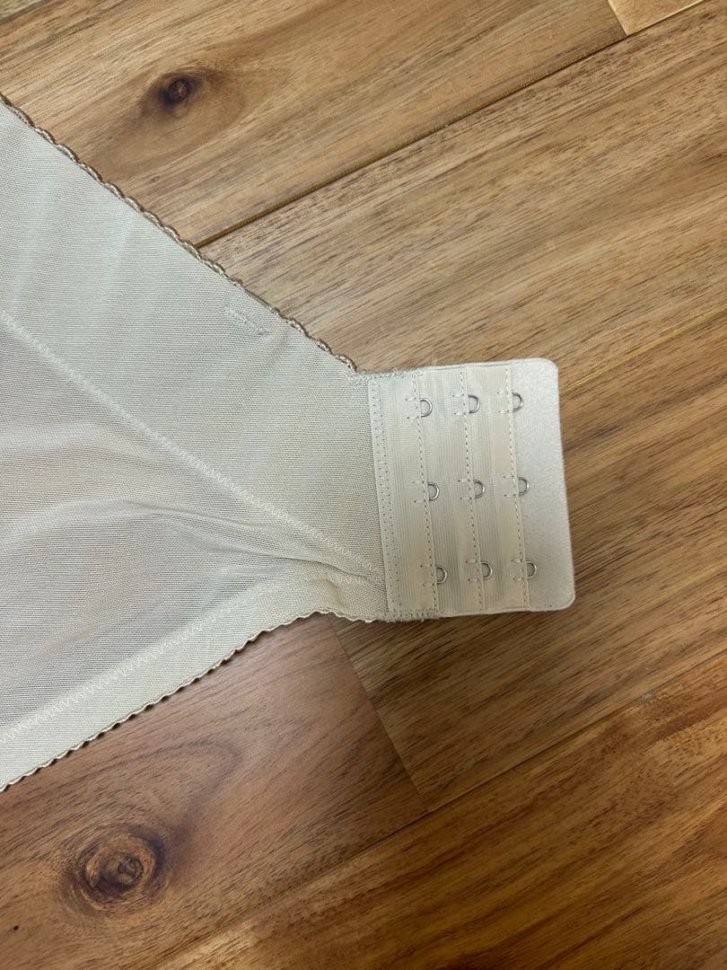 ◆MIRROR MIRROR◆ブライダルインナー　ビスチェ　C70