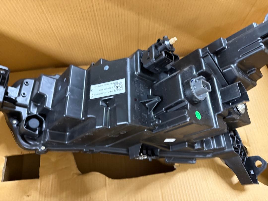 WRV右ヘッドライト