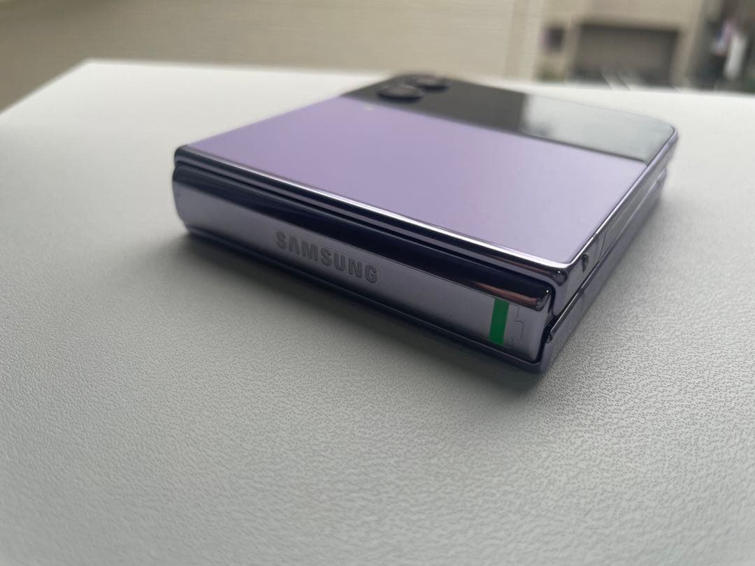 携帯電話本体 Samsung Galaxy Zflip4