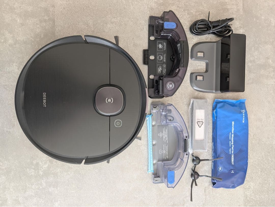 ECOVACS DEEBOT ロボット掃除機DEEBOT T8本体と消耗品一式