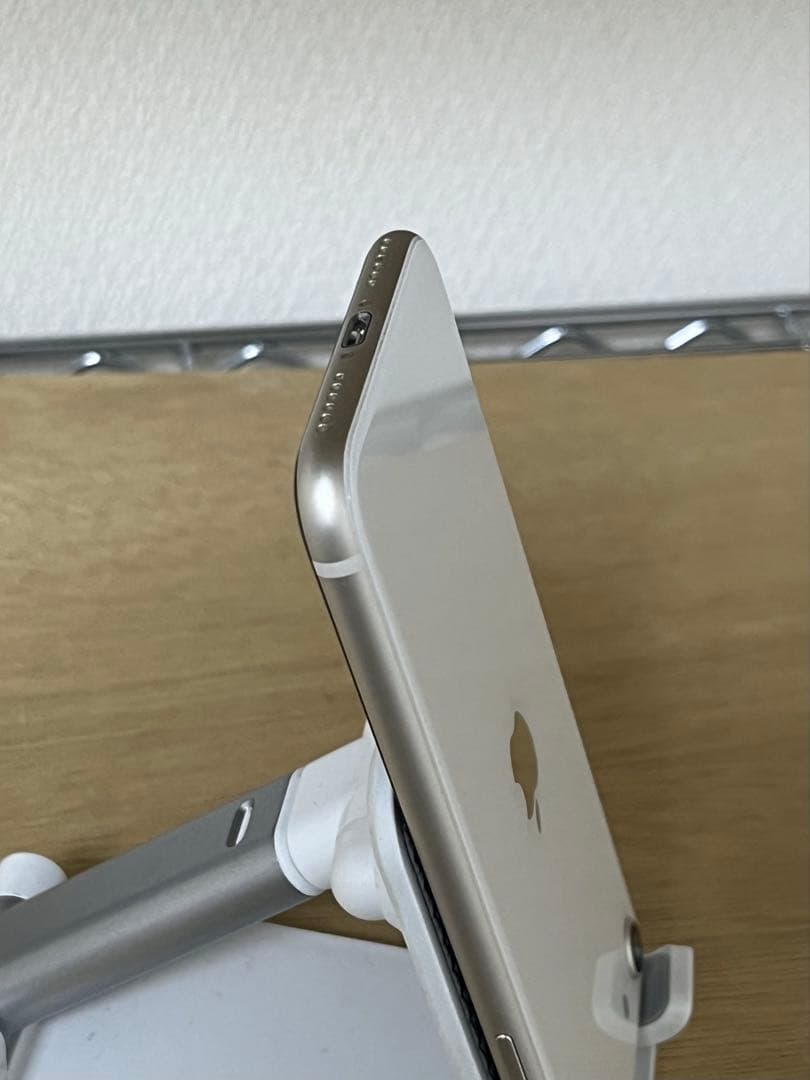 Apple iPhone SE (第3世代) ホワイト 256GB SIMフリー