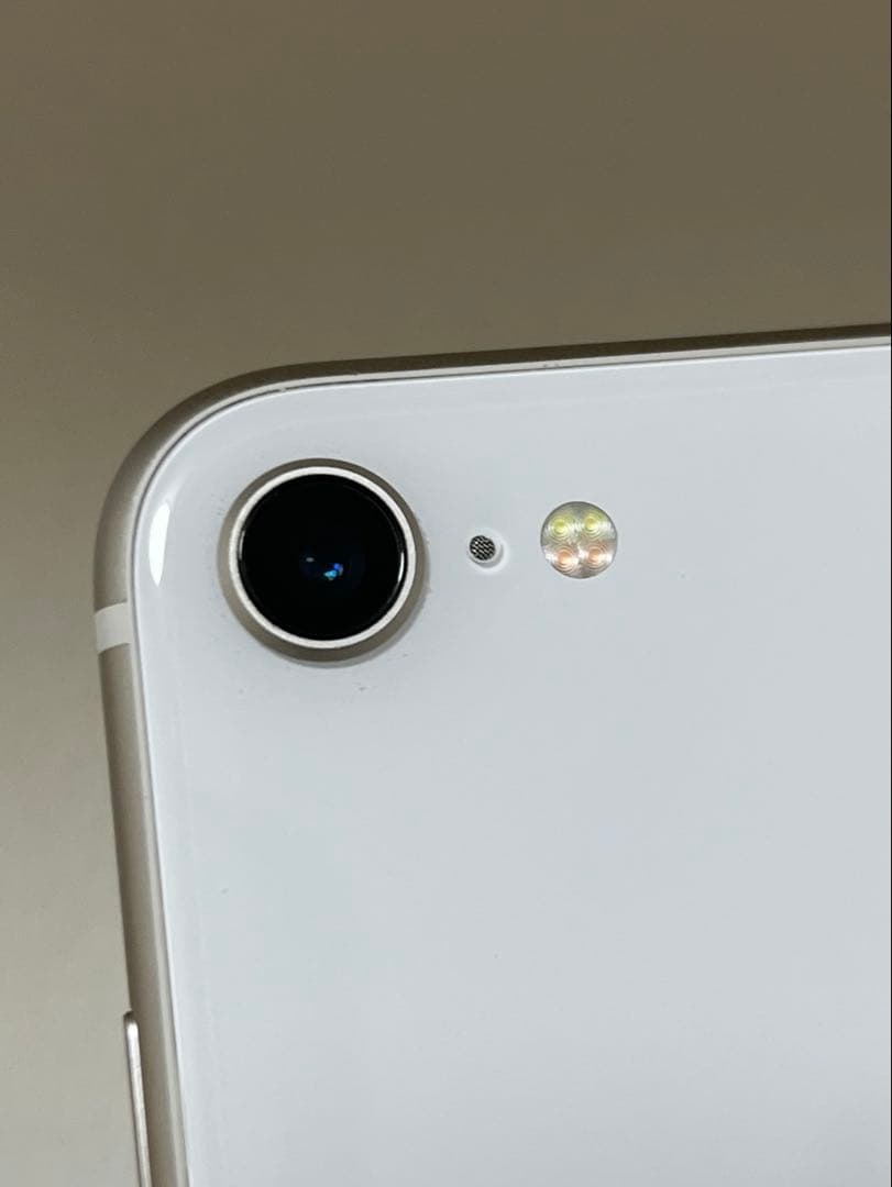 Apple iPhone SE (第3世代) ホワイト 256GB SIMフリー