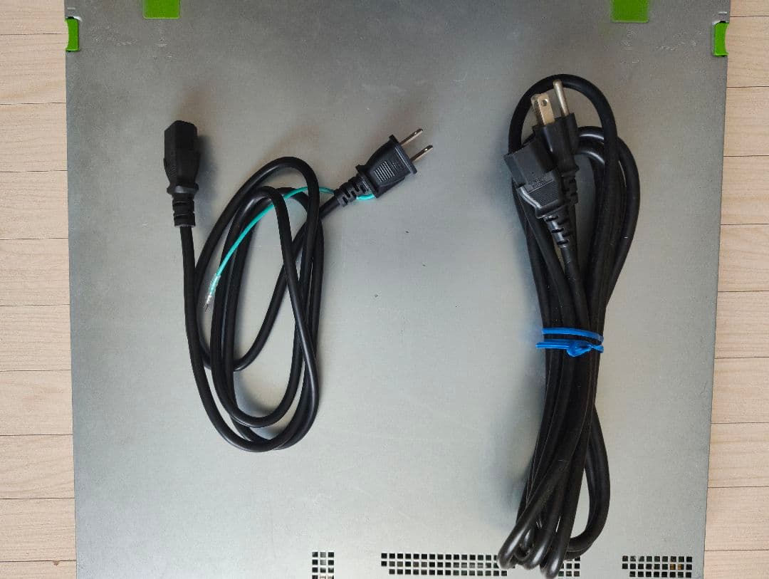 富士通 PRIMERGY RX1330 M4