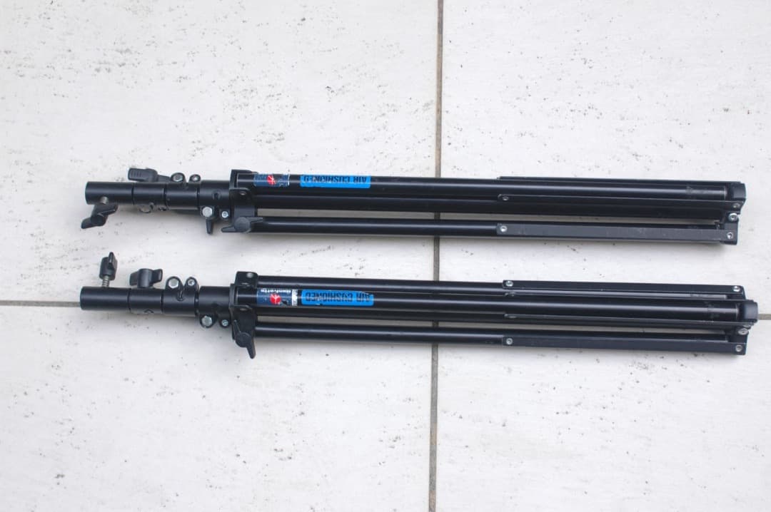 マンフロット　ライトスタンド051JBAC（エアクッション）2本セット