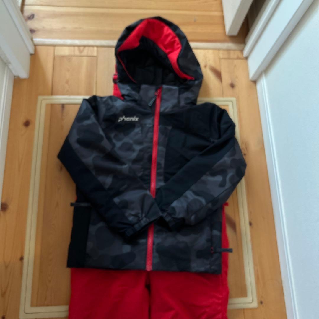美品！スキーウェア（子ども用） 上下セット