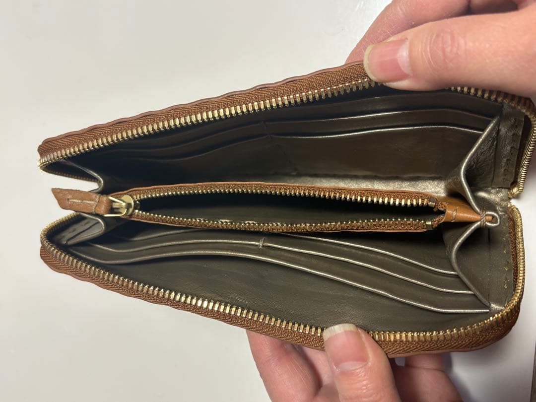 HENRY BEGUELIN エンリーベグリン 長財布