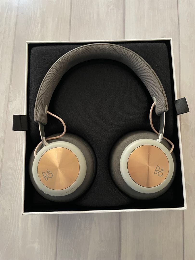 B&O ワイヤレスヘッドホン グレー・ゴールド