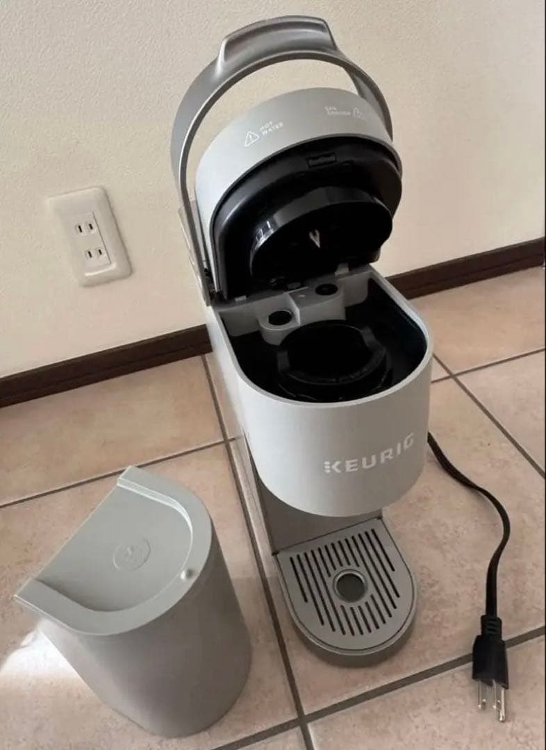 ほぼ未使用✨【Keurig/キューリグ】 コーヒーメーカー (アメリカで使用可)