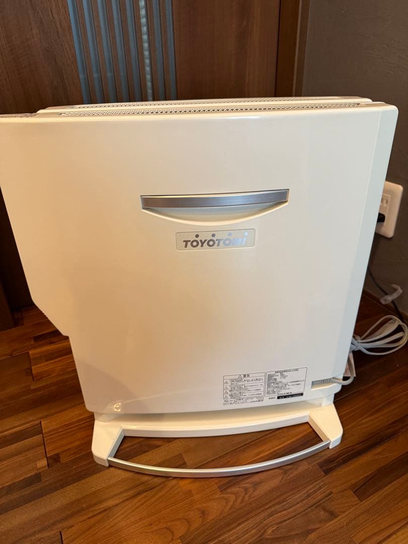 TOYOTOMI トヨトミ 電気ヒーター エコモード搭載