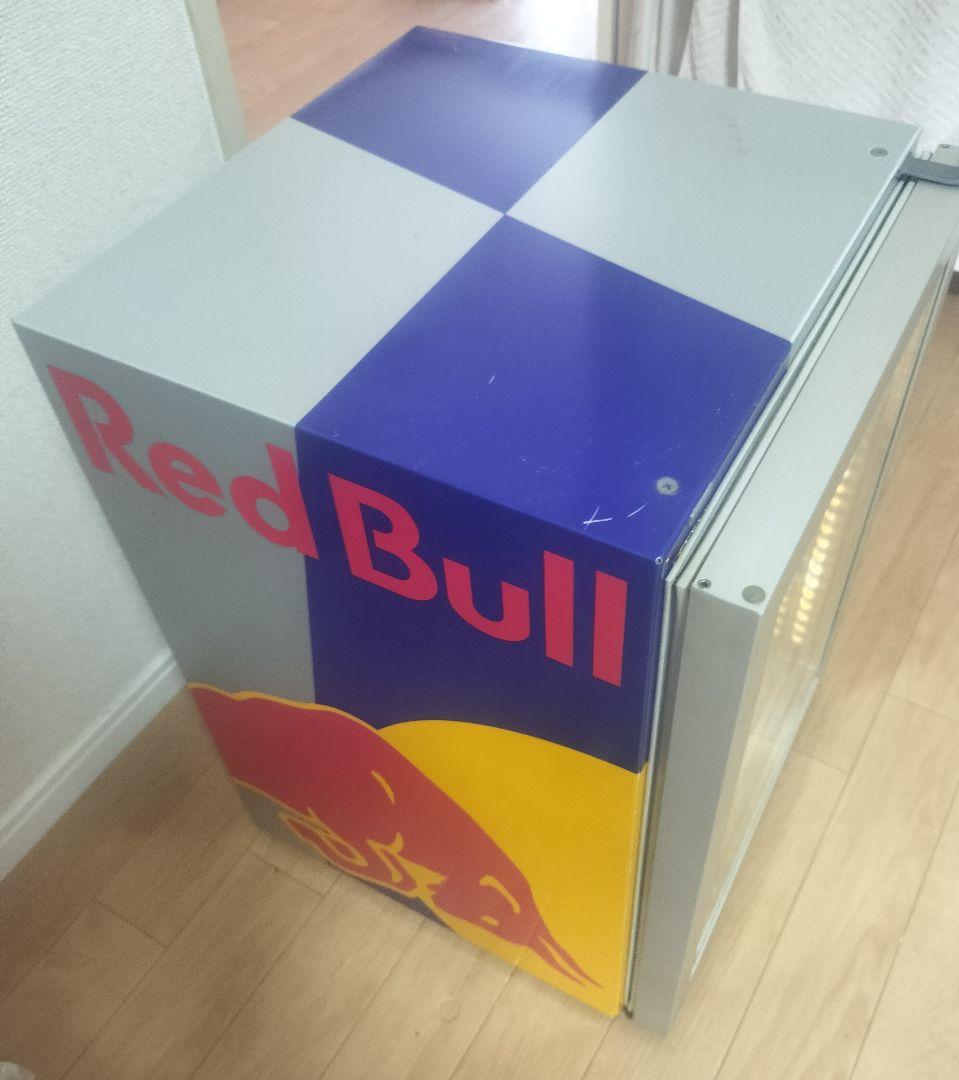 RedBull ガラスドア冷蔵庫 LED照明付き