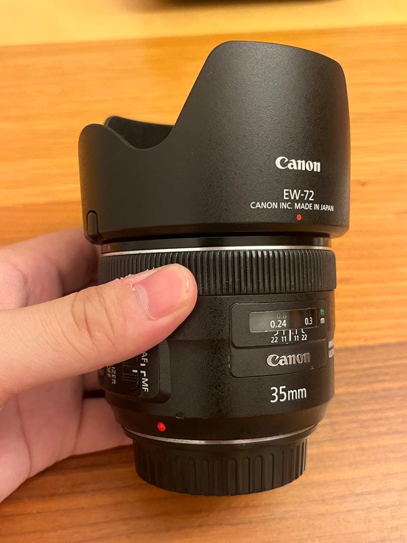 トルクぁ 並品　Canon EF 35mm IS USM