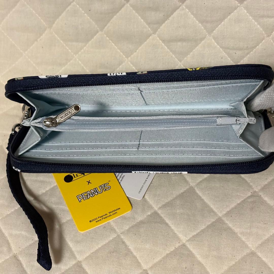 【新品タグ付】レスポートサック　ピーナッツ スヌーピー 長財布 ビーグルスカウト