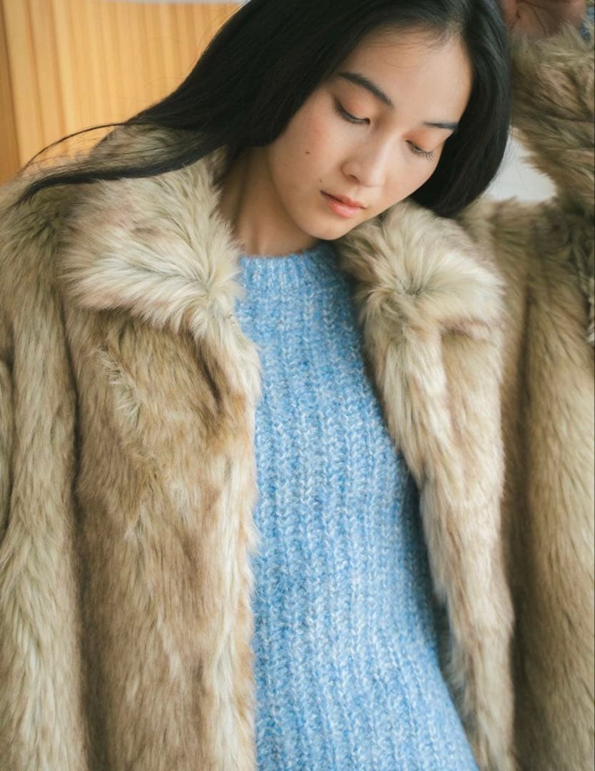 ungrid ボリュームデザインファーコート ベージュ