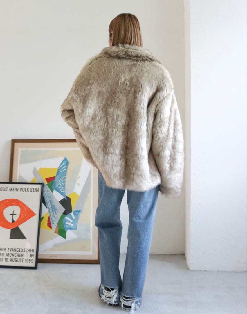 ungrid ボリュームデザインファーコート ベージュ