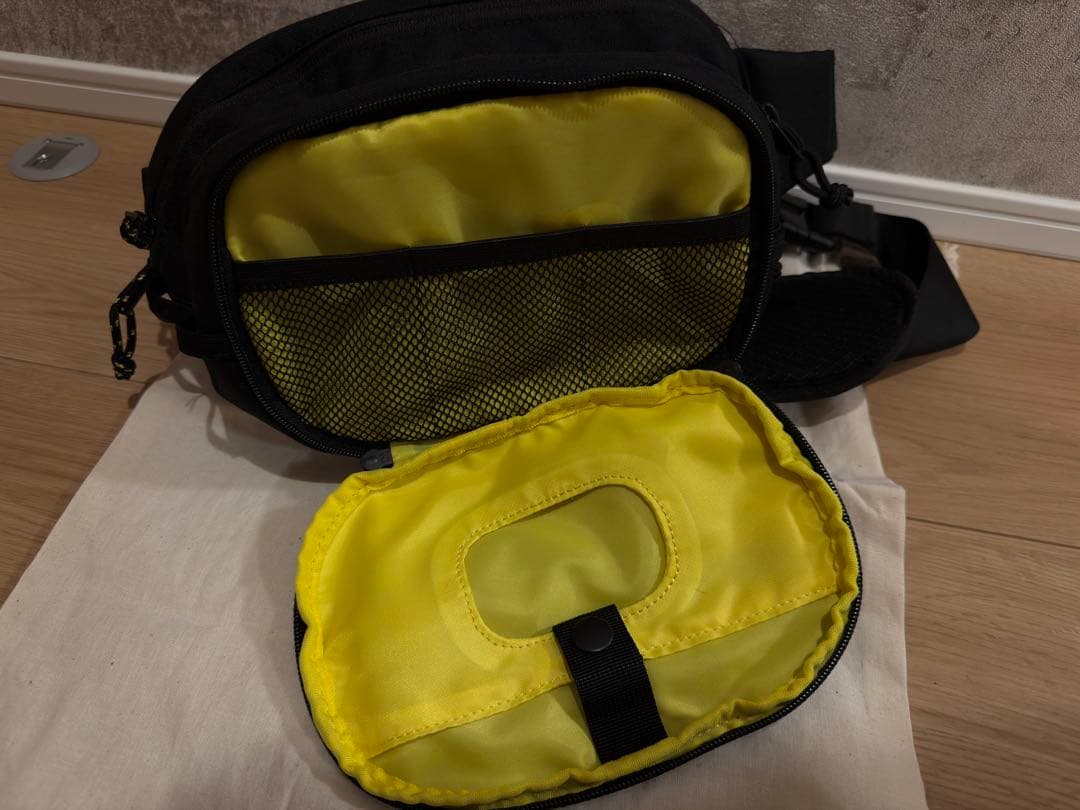 Hugoo ハグー ヒップシートショルダーバッグ　ベビー スリング 抱っこ紐