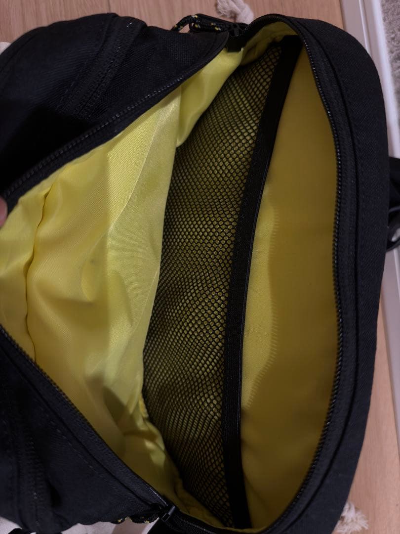 Hugoo ハグー ヒップシートショルダーバッグ　ベビー スリング 抱っこ紐