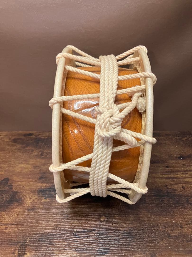 締太鼓（直径35cm）バチ・台座付き