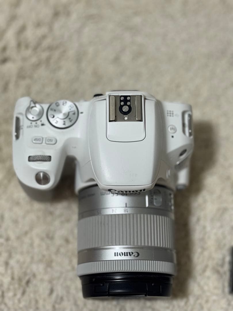 Canon EOS 200d ホワイト Canon Kiss X9の海外モデル