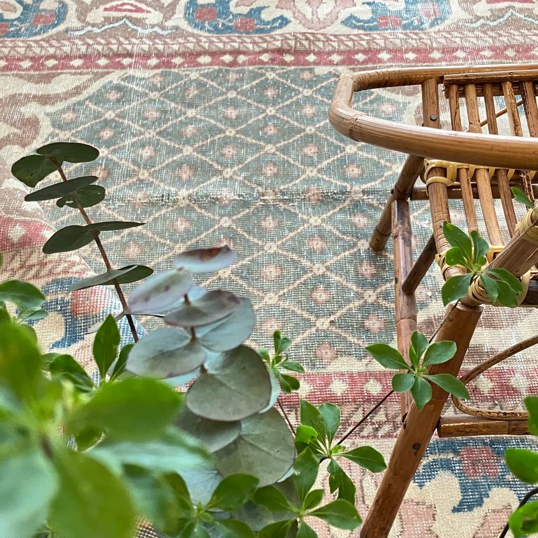 貴重129×180くすみピンク　ペパーミント　カフェラテ　トルコヴィンテージラグ