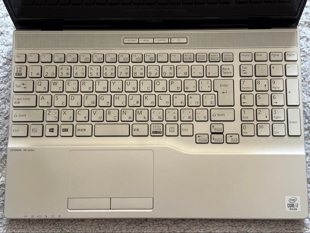 富士通 ノートPC シルバー/ブラウン