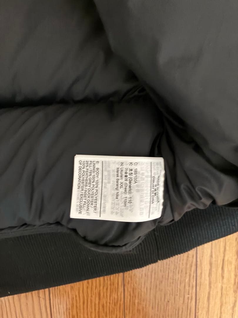 m*o様 Nike ブラック ボンバーダウンジャケット