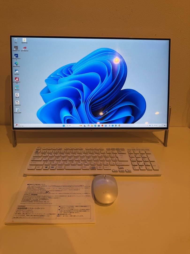 富士通ESPR IMO WF1/D3Win11 メモリ16GB